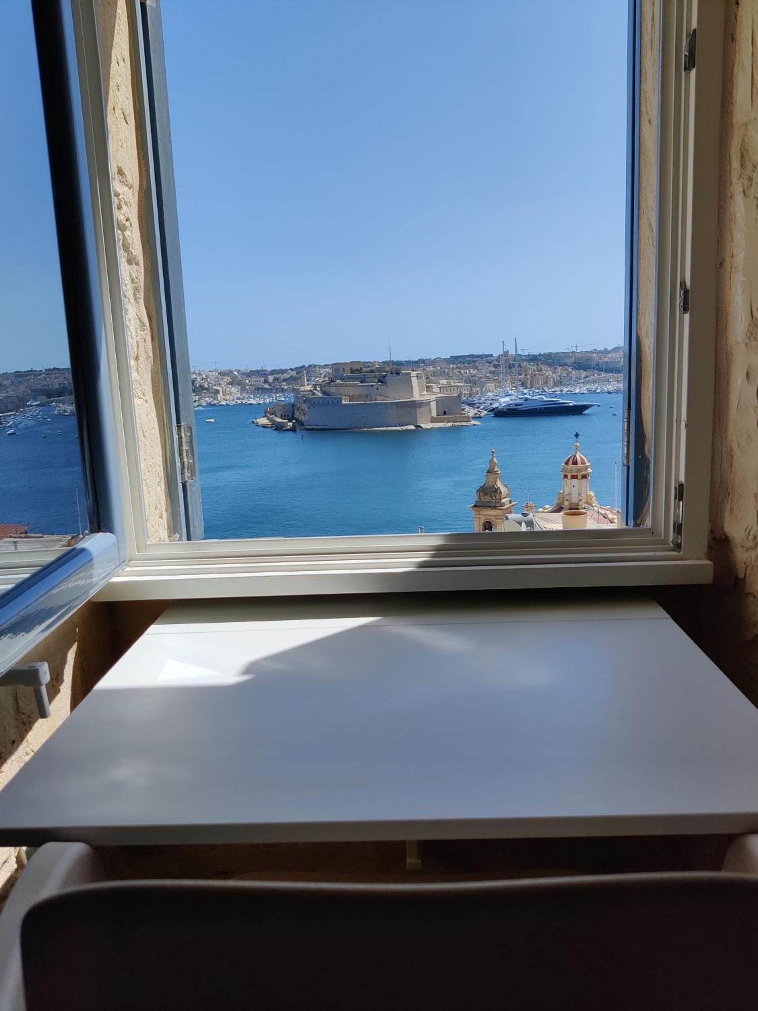 Cove 532 By Savynomad Harbour Residences Wow View Valletta Kültér fotó